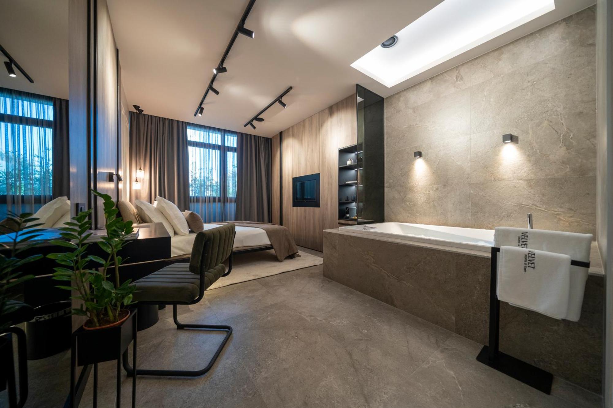 Chambre Lit King-Size avec Baignoire Spa