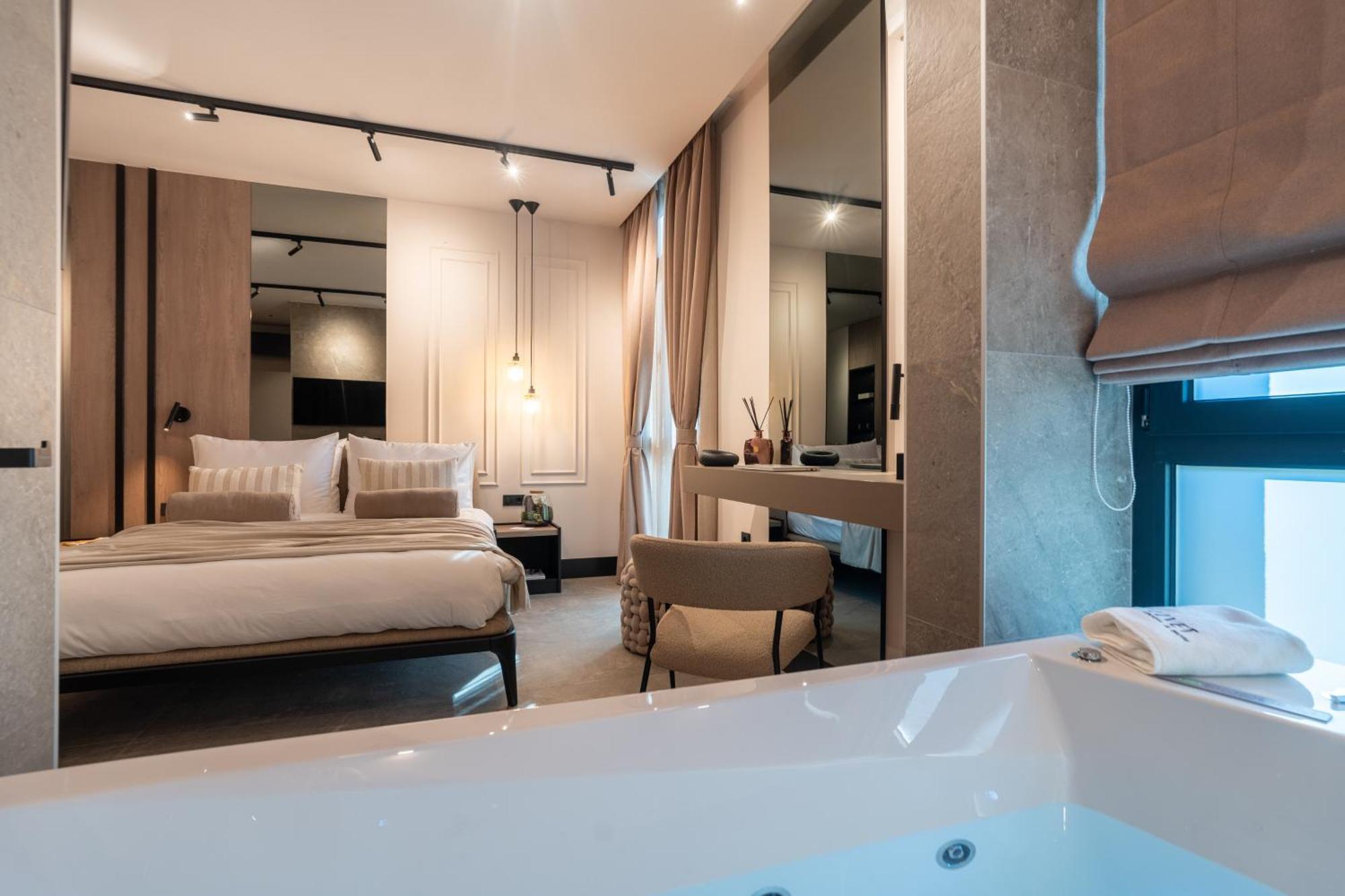 Chambre Double avec Baignoire Spa