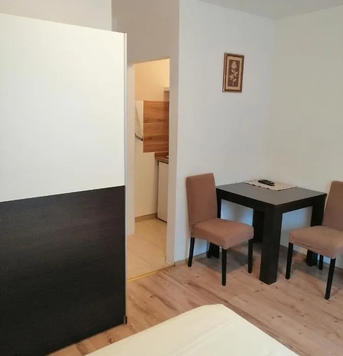 Guesthouse Andria-1