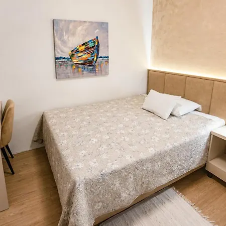 Sobe/Rooms Riva-3