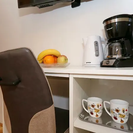 Neva Modern Apartment-2